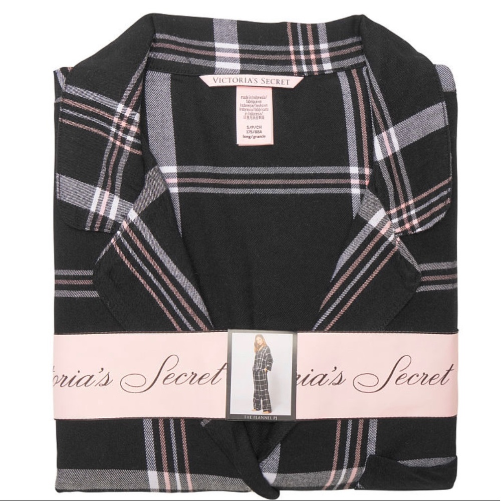 NWT Victoria’s Secret Valentines Day Pink Black PJ